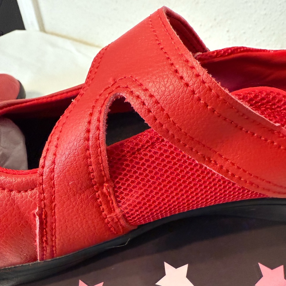 Red and Black Mary Jane Flats with Strap - Picture 9 of 16